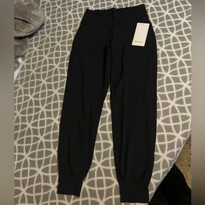 Size 8 LuluLemon Women’s Align HR Black Joggers